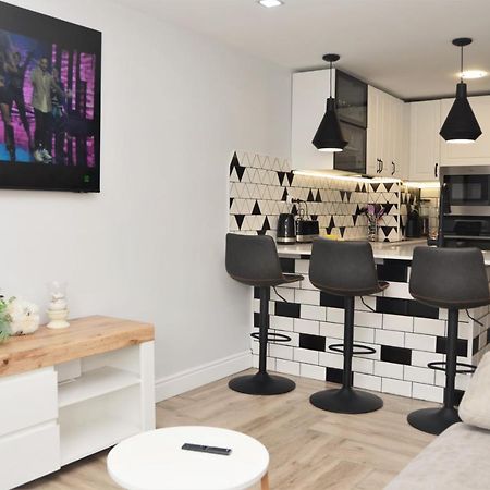 Apartamento Sofia Пінеза-да-Мар Екстер'єр фото
