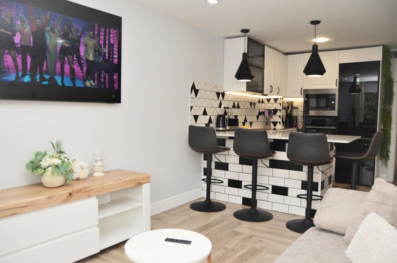 Apartamento Sofia Пінеза-да-Мар Екстер'єр фото